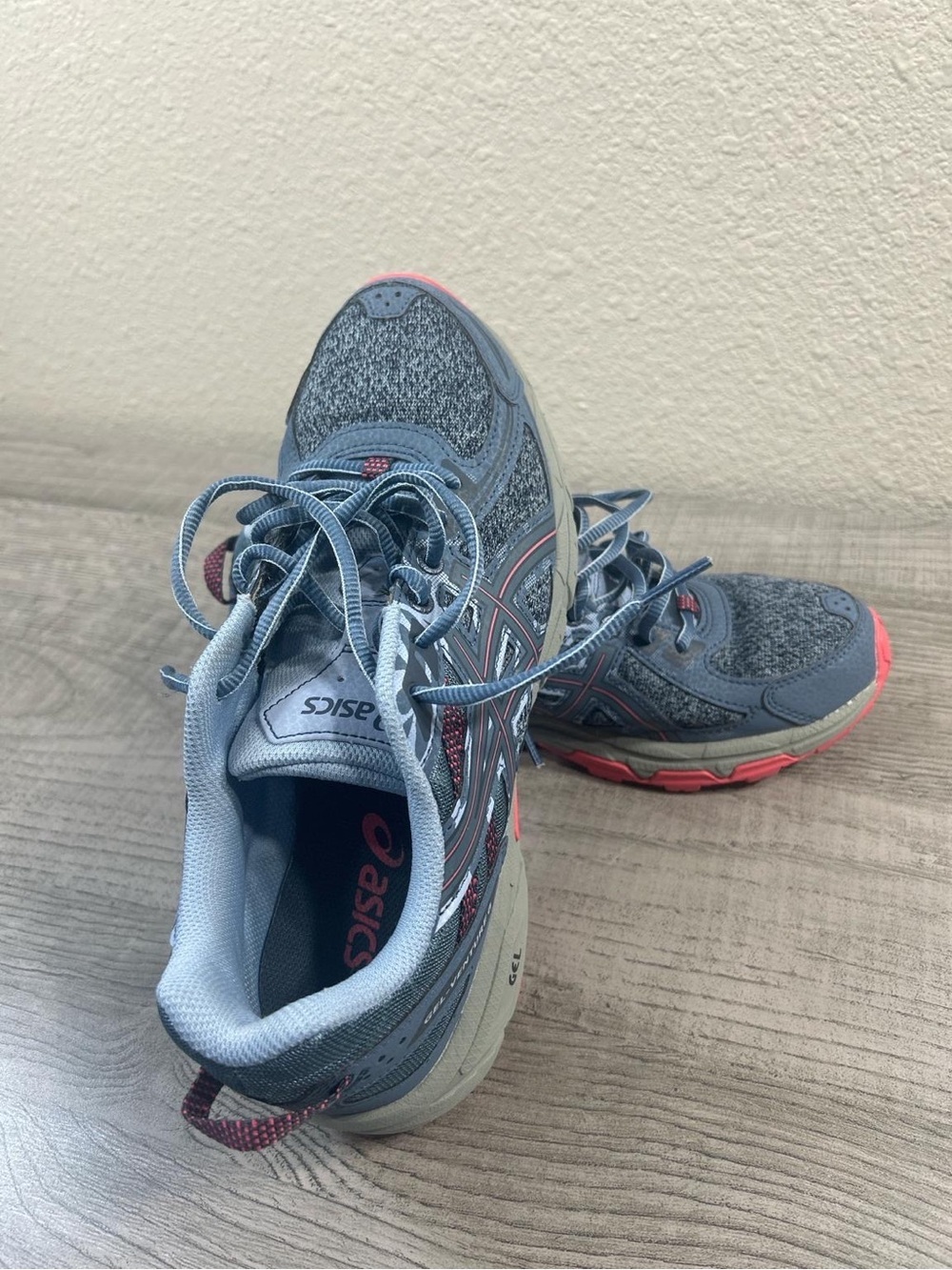 ASICS Gray and Coral Women's Trail Running Sneakers - Picture 3 of 8
